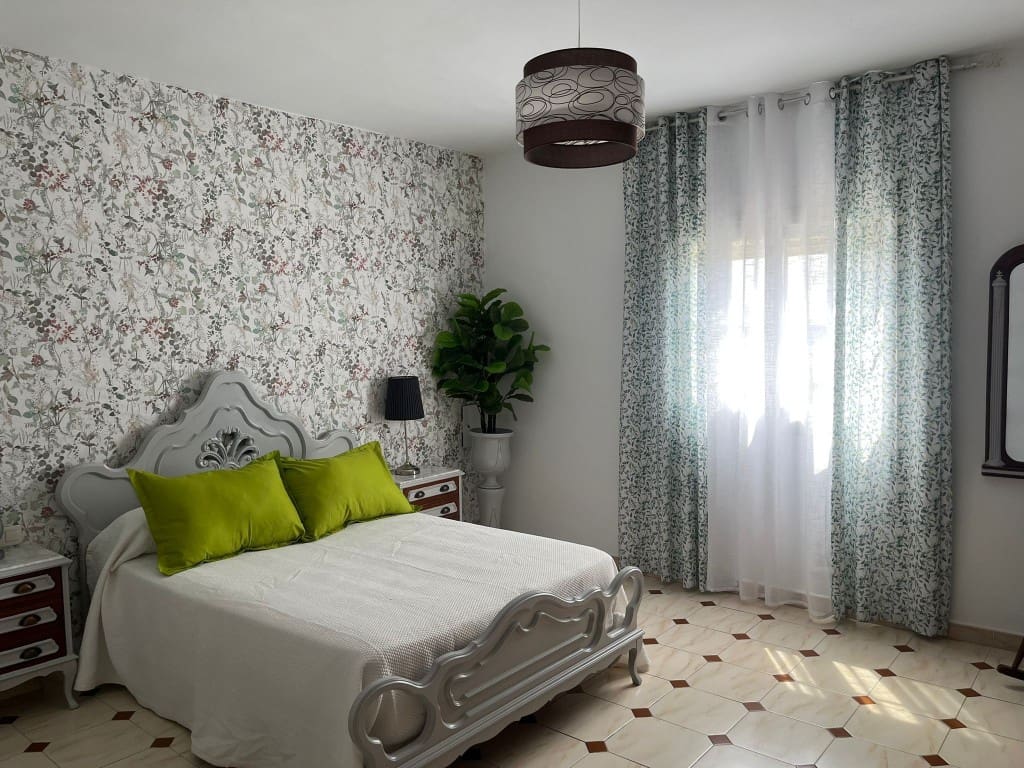 3 makuuhuone Omakotitalo vuokrattavana paikassa Corumbela - 650 € (Ref: 9344384)