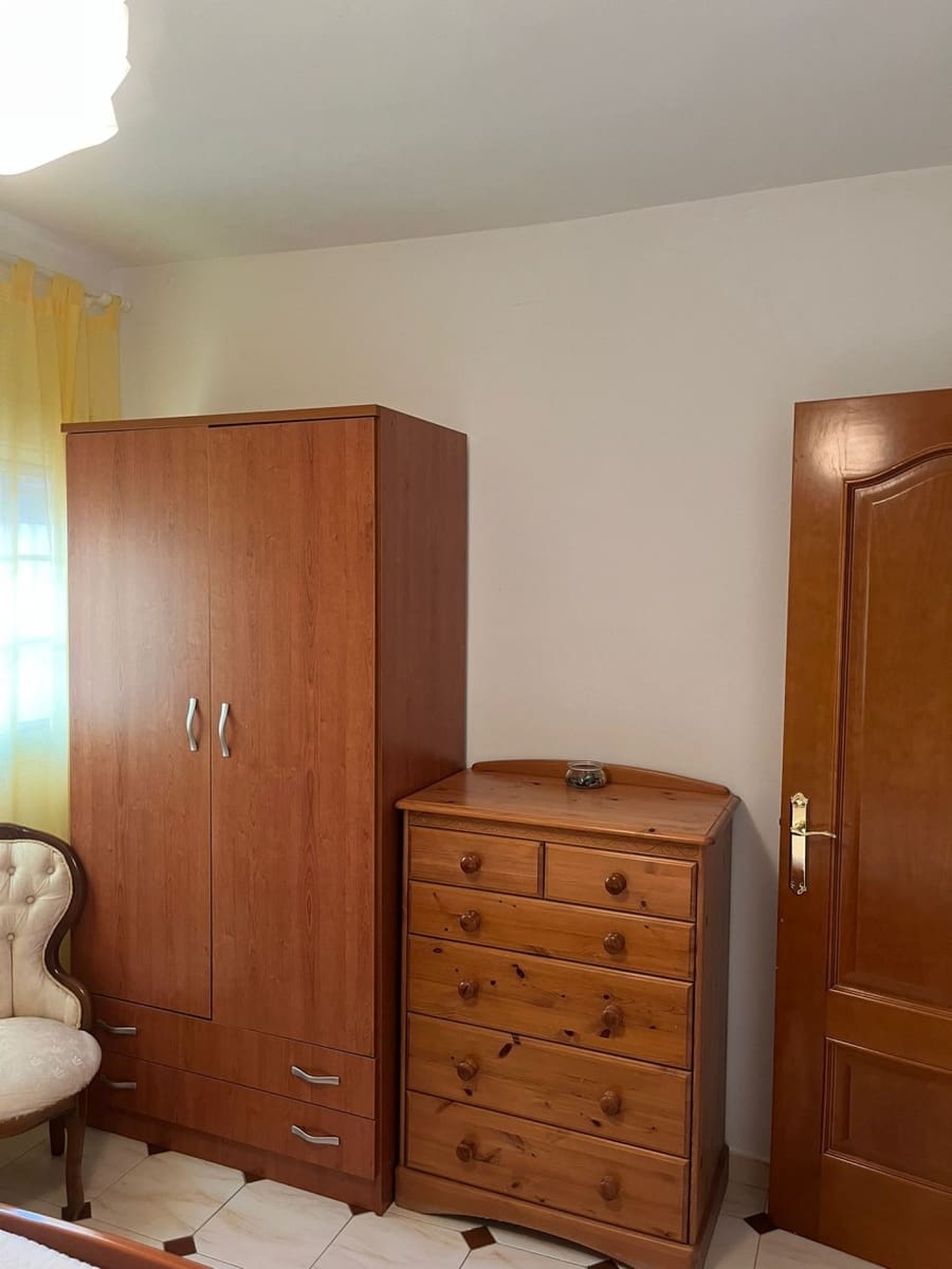 3 makuuhuone Omakotitalo vuokrattavana paikassa Corumbela - 650 € (Ref: 9344384)