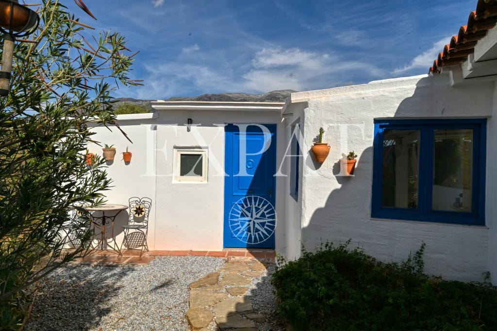 4 slaapkamer Finca/Landhuis te koop in Canillas de Aceituno met zwembad - € 340.000 (Ref: 9356687)