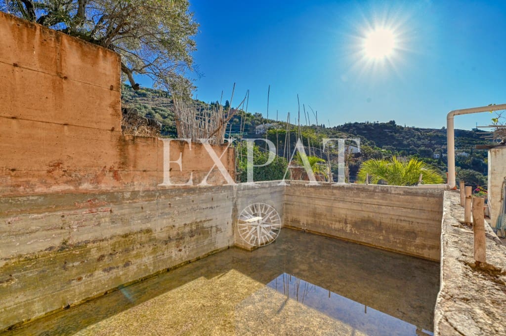 1 quarto Quinta/Casa Rural para venda em Sayalonga - 235 000 € (Ref: 9357086)