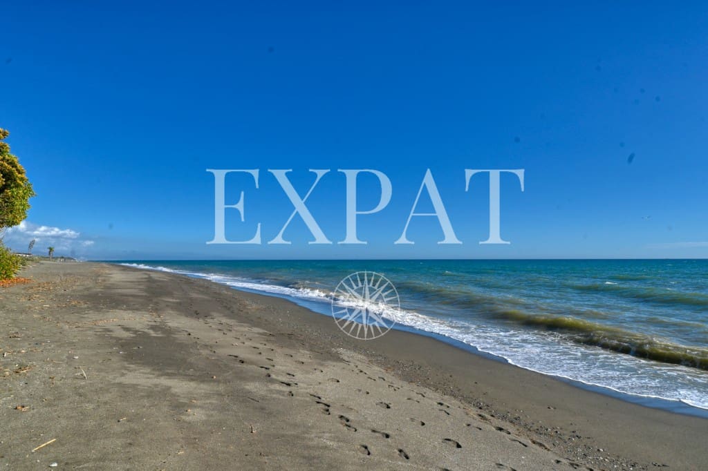 3 sovrum Villa till salu i Almayate - 545 000 € (Ref: 9371791)