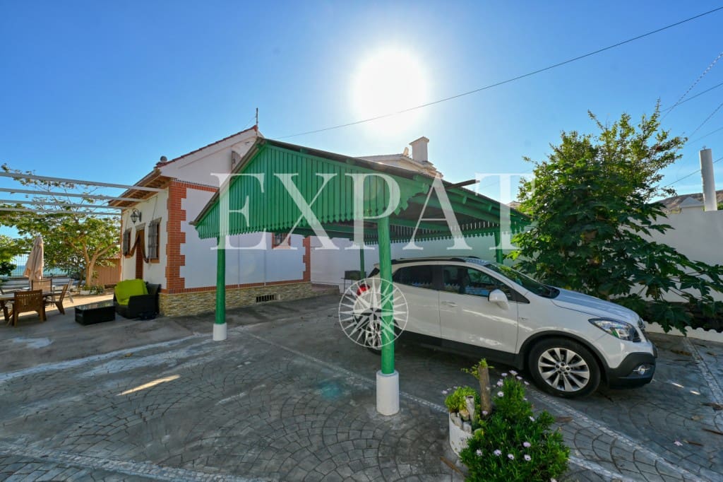 3 sovrum Villa till salu i Almayate - 545 000 € (Ref: 9371791)