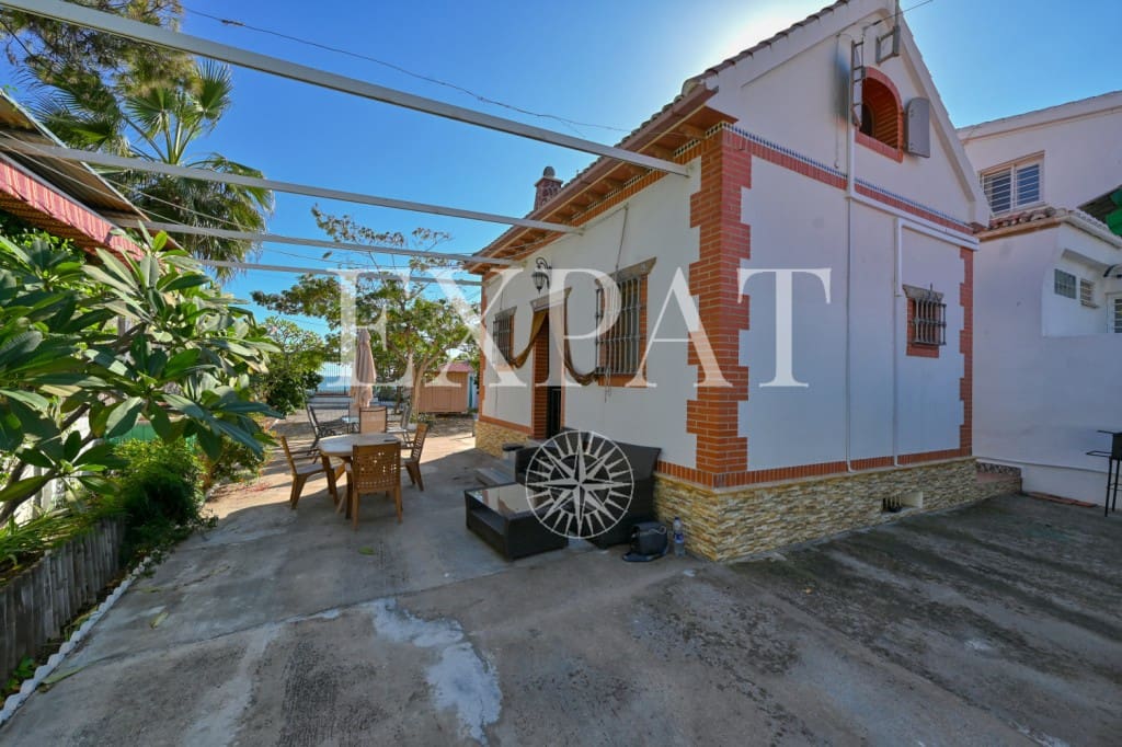 3 sovrum Villa till salu i Almayate - 545 000 € (Ref: 9371791)