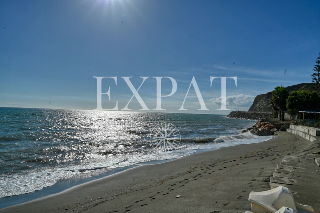 3 sovrum Villa till salu i Almayate - 545 000 € (Ref: 9371791)