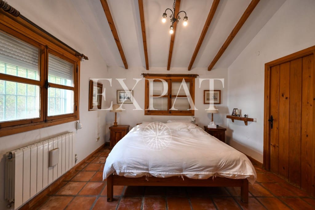 3 soverom Finca/Herregård til salgs i Sedella med svømmebasseng - € 398 000 (Ref: 9393885)