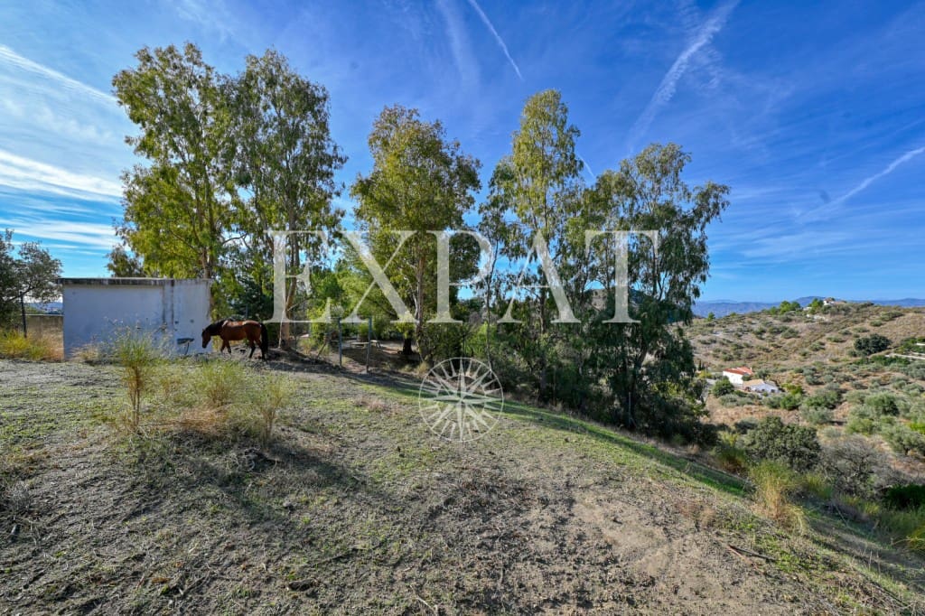 3 soverom Finca/Herregård til salgs i Sedella med svømmebasseng - € 398 000 (Ref: 9393885)