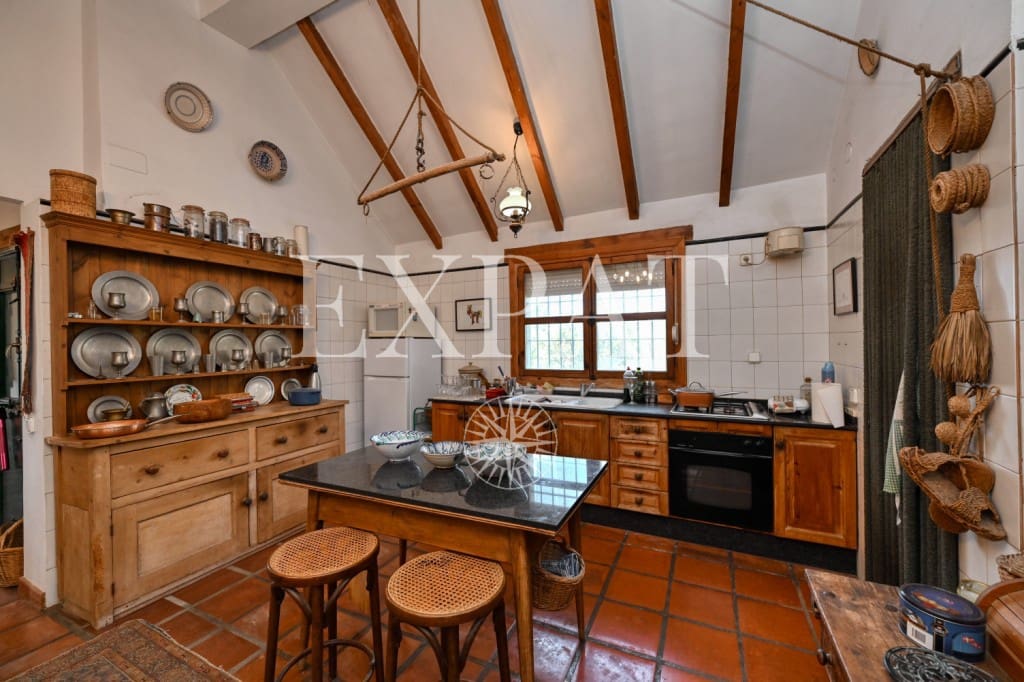 3 soverom Finca/Herregård til salgs i Sedella med svømmebasseng - € 398 000 (Ref: 9393885)