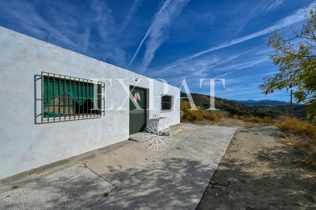 3 soverom Finca/Herregård til salgs i Sedella med svømmebasseng - € 398 000 (Ref: 9393885)