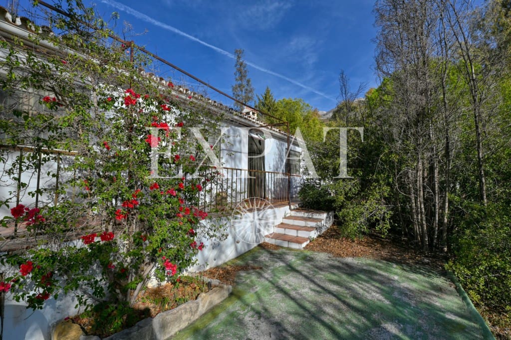 3 soverom Finca/Herregård til salgs i Sedella med svømmebasseng - € 398 000 (Ref: 9393885)