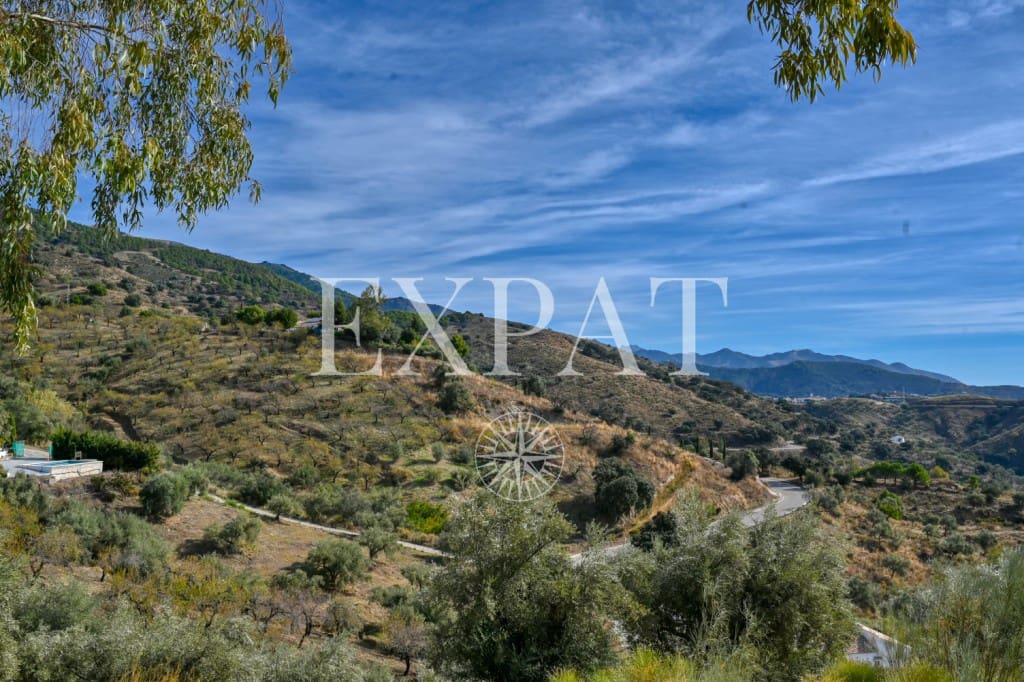 3 soverom Finca/Herregård til salgs i Sedella med svømmebasseng - € 398 000 (Ref: 9393885)