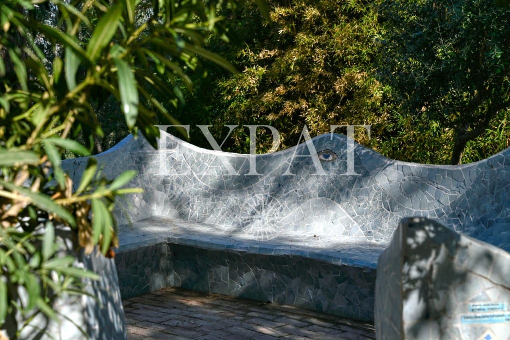 32 soveværelse Finca/Landehus til salg i Vinuela med swimmingpool - € 2.950.000 (Ref: 9395764)