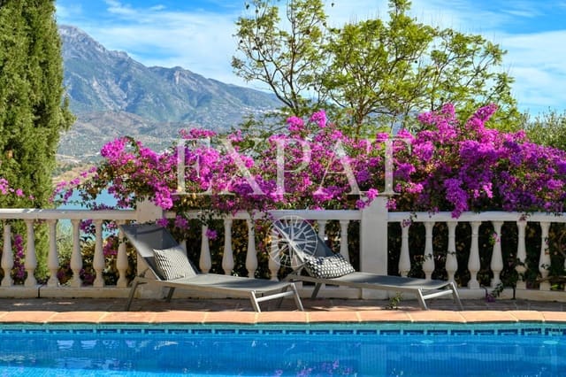 32 soveværelse Finca/Landehus til salg i Viñuela med swimmingpool - € 2.950.000 (Ref: 9395764)