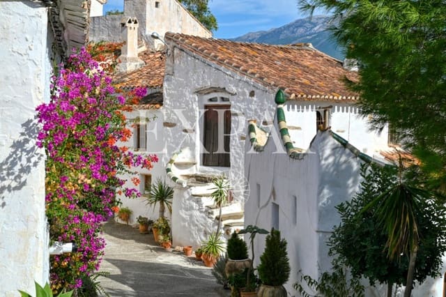 32 soveværelse Finca/Landehus til salg i Viñuela med swimmingpool - € 2.950.000 (Ref: 9395764)