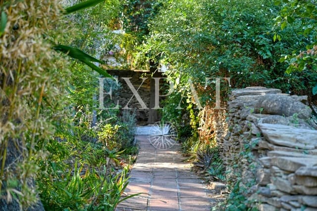 32 soveværelse Finca/Landehus til salg i Viñuela med swimmingpool - € 2.950.000 (Ref: 9395764)