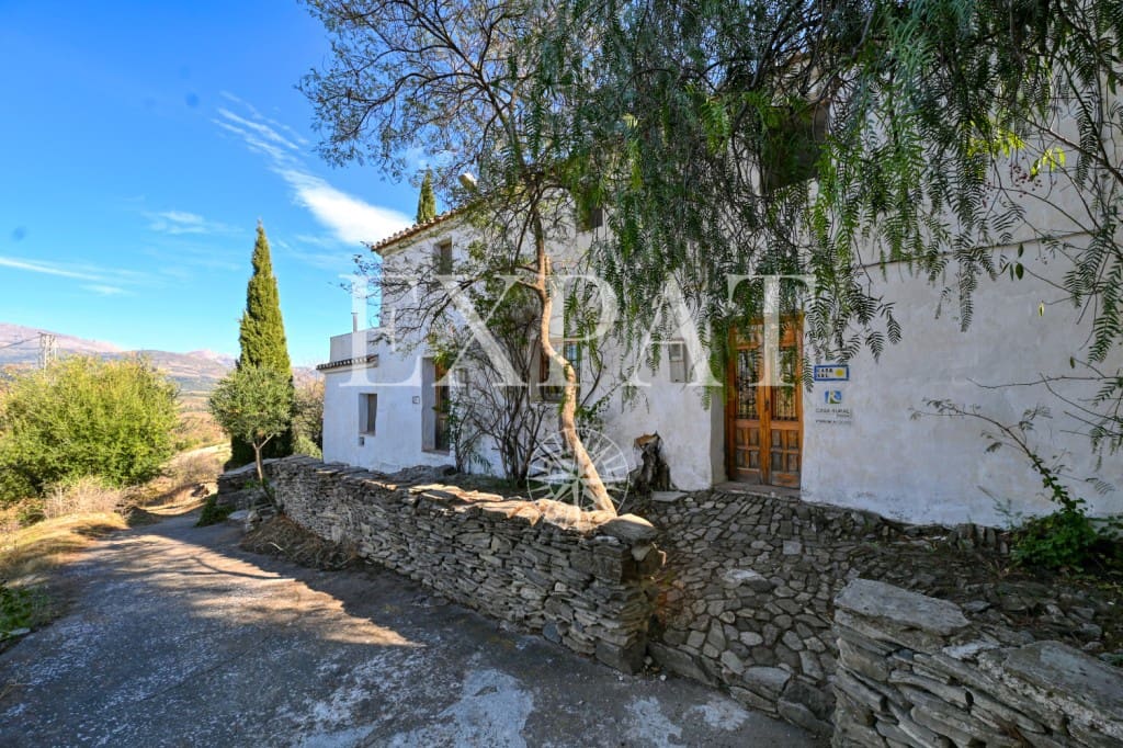 32 soveværelse Finca/Landehus til salg i Vinuela med swimmingpool - € 2.950.000 (Ref: 9395764)