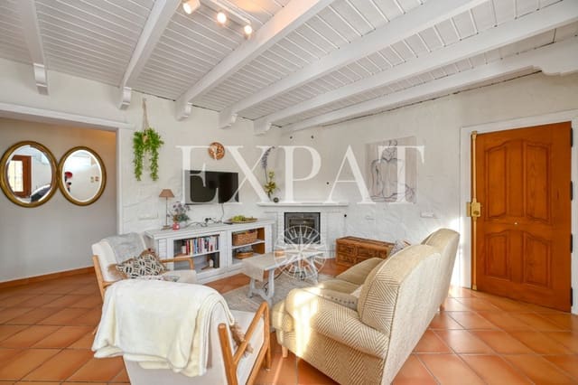 4 soveværelse Finca/Landehus til salg i Cómpeta med swimmingpool - € 389.000 (Ref: 9415648)