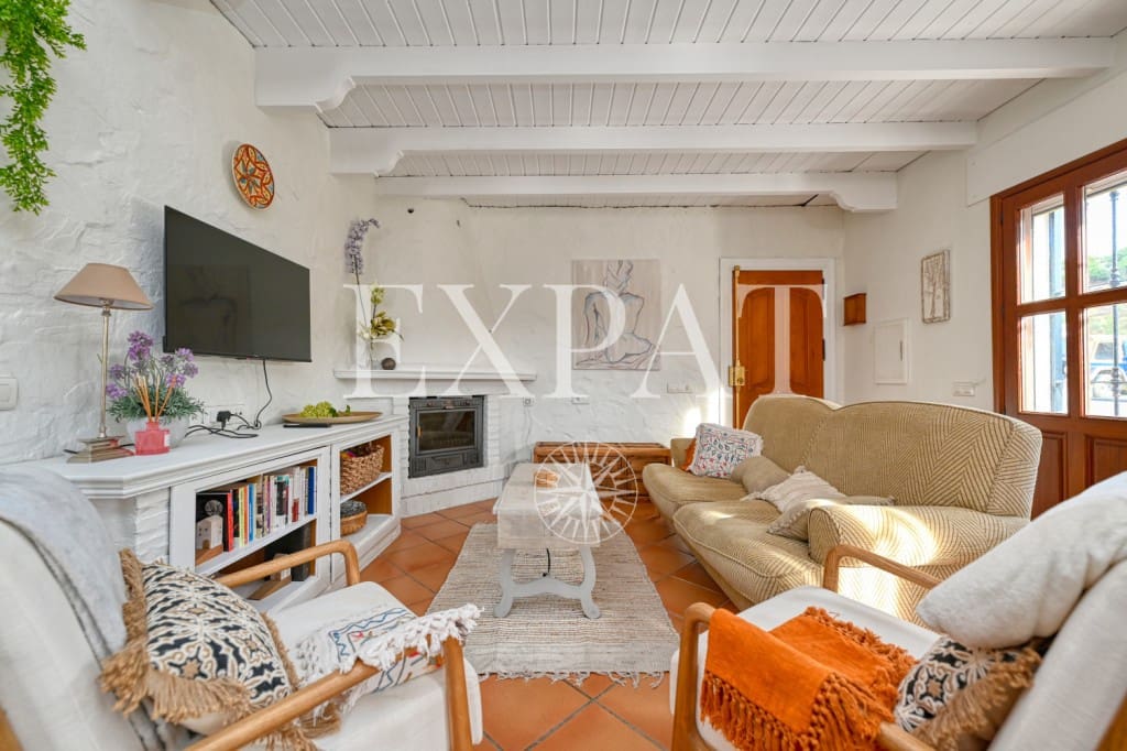 4 soveværelse Finca/Landehus til salg i Competa med swimmingpool - € 389.000 (Ref: 9415648)