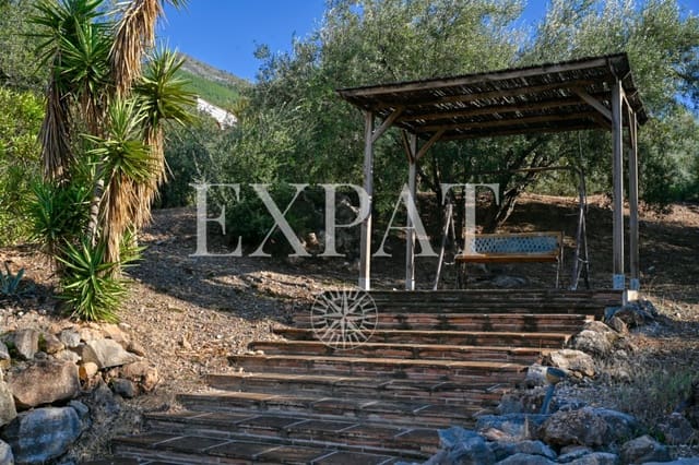 5 sovrum Finca/Hus på landet till salu i Alcaucín med pool - 459 000 € (Ref: 9421993)