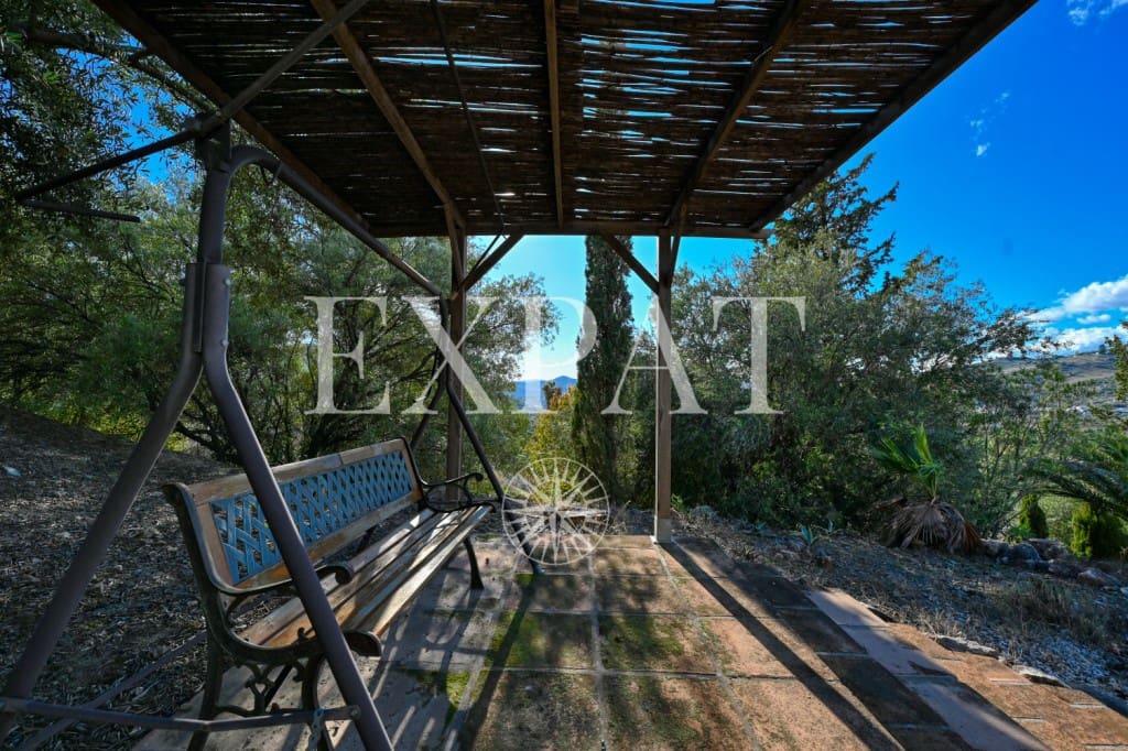 5 sovrum Finca/Hus på landet till salu i Alcaucin med pool - 459 000 € (Ref: 9421993)