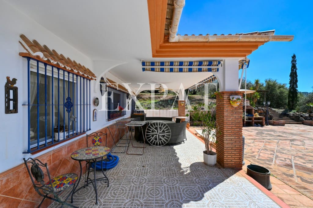 5 sypialnia Finka/Dom wiejski na sprzedaż w Alcaucin z basenem - 415 000 € (Ref: 9421993)