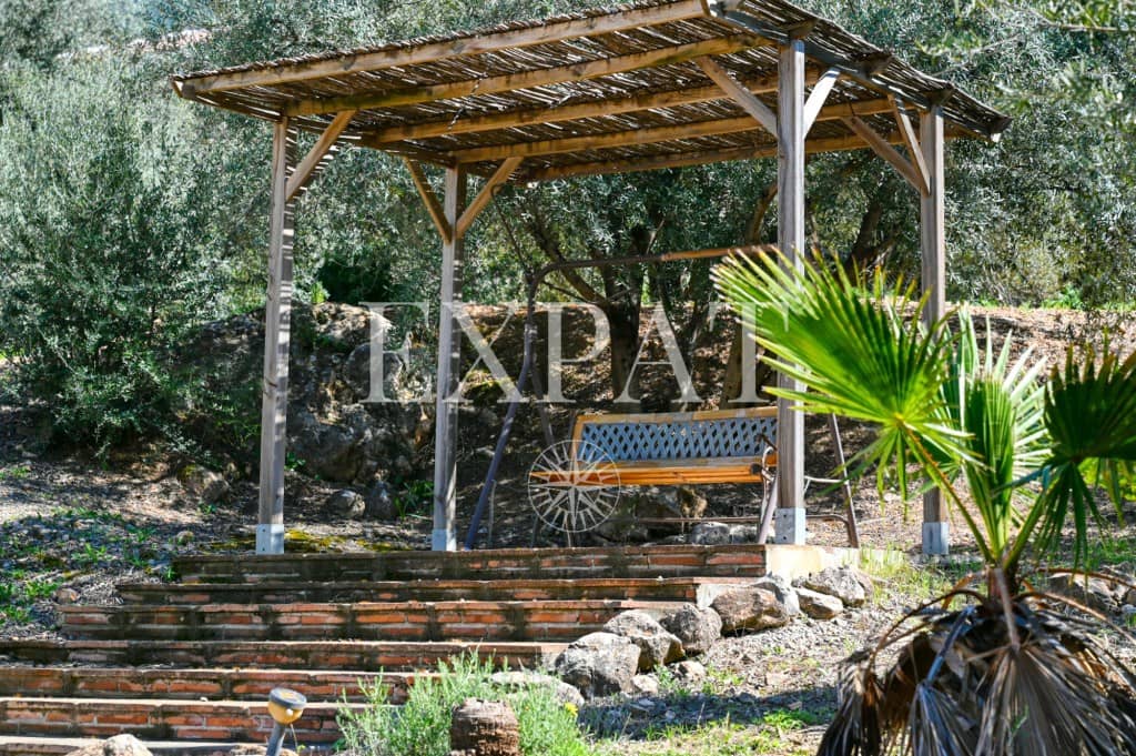 5 sypialnia Finka/Dom wiejski na sprzedaż w Alcaucin z basenem - 415 000 € (Ref: 9421993)