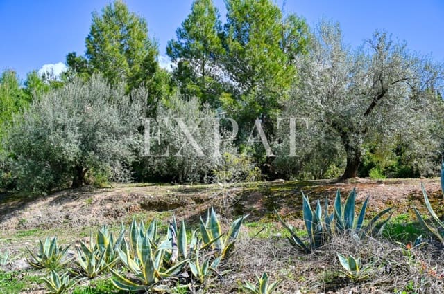 5 slaapkamer Finca/Landhuis te koop in Alcaucín met zwembad - € 415.000 (Ref: 9421993)