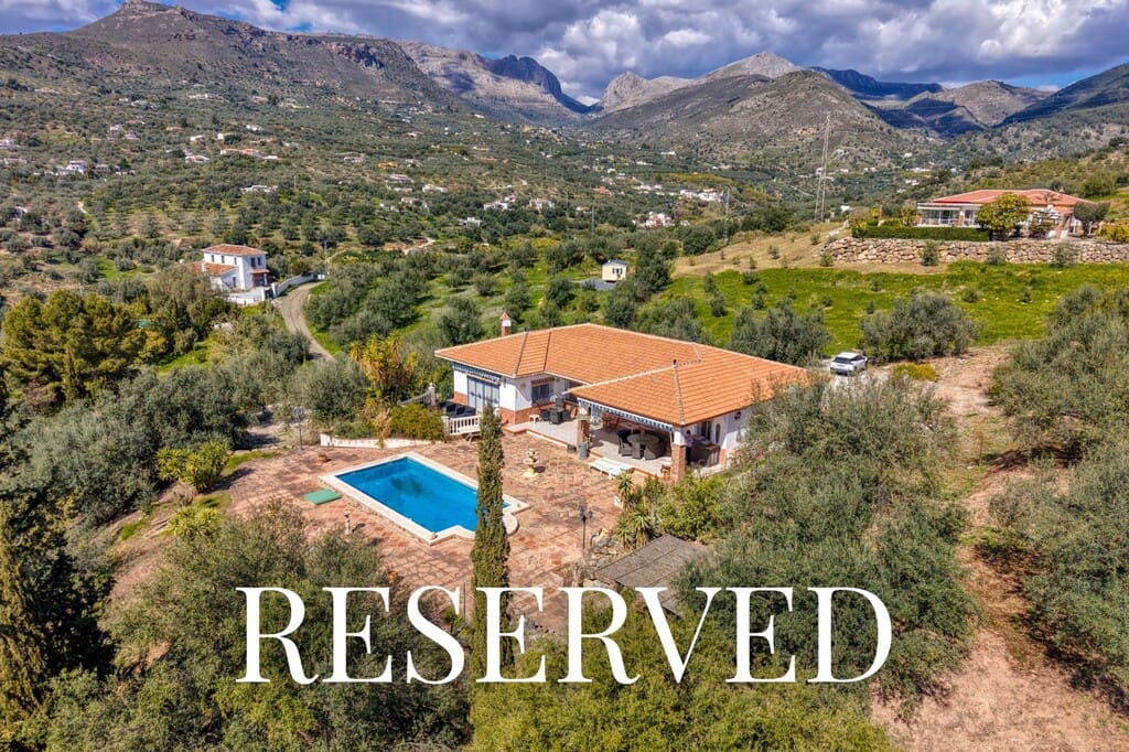 5 sypialnia Finka/Dom wiejski na sprzedaż w Alcaucin z basenem - 415 000 € (Ref: 9421993)