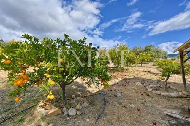 3 soveværelse Finca/Landehus til salg i Alcaucín med swimmingpool garage - € 397.500 (Ref: 9436888)