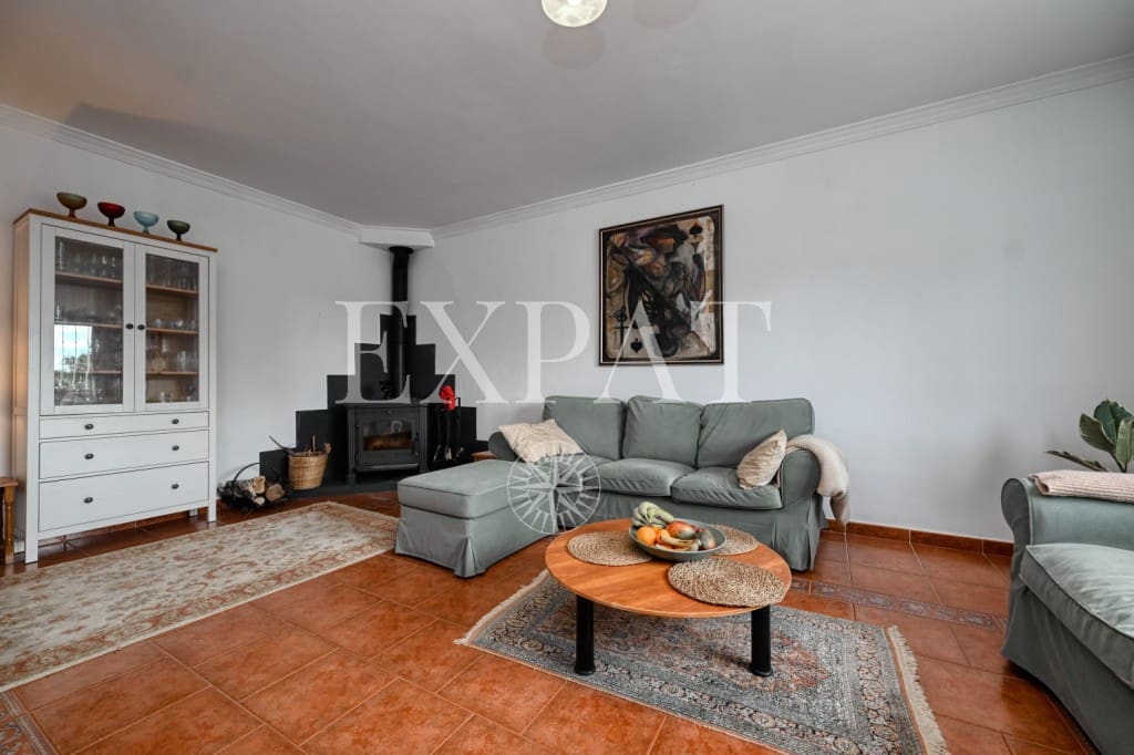 3 soveværelse Finca/Landehus til salg i Alcaucin med swimmingpool garage - € 397.500 (Ref: 9436888)