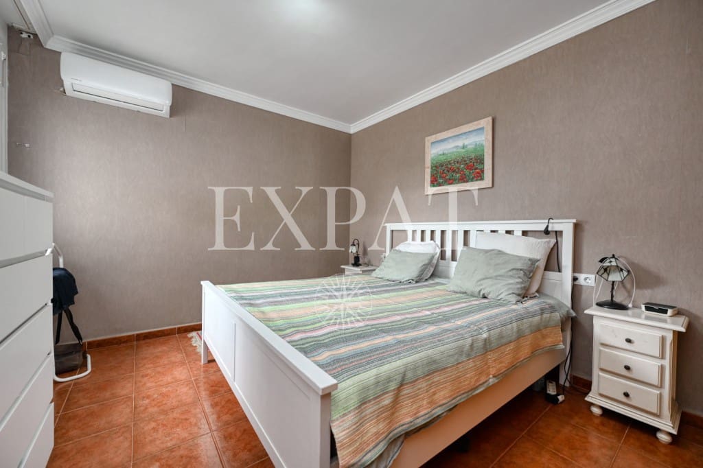 3 soveværelse Finca/Landehus til salg i Alcaucin med swimmingpool garage - € 397.500 (Ref: 9436888)