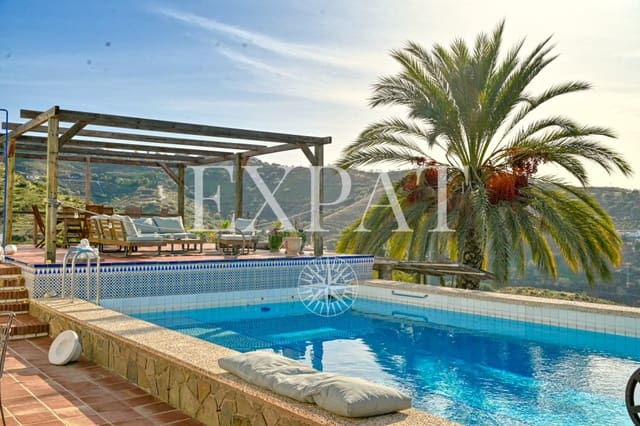 6 Zimmer Finca/Landgut zu verkaufen in Vélez-Málaga mit Pool - 749.000 € (Ref: 9488655)