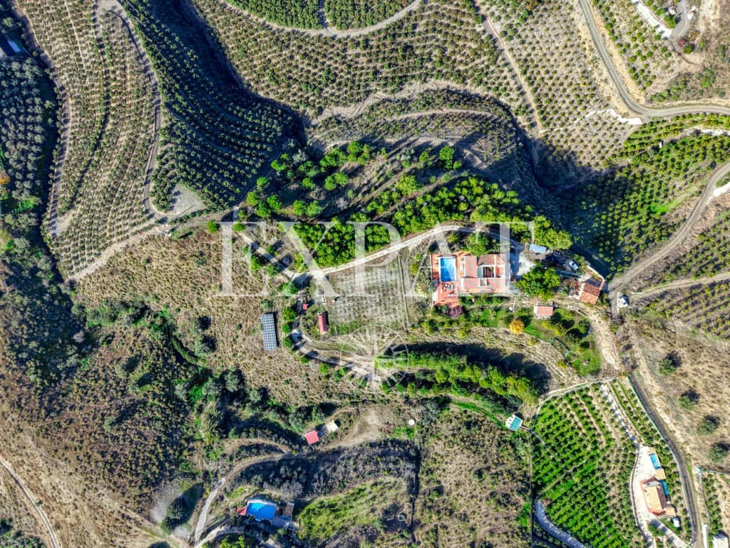 6 bedroom Finca/Country House for sale in Velez-Malaga with pool - € 749,000 (Ref: 9488655)