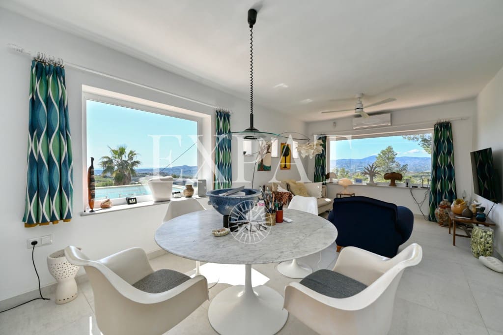 6 soverom Finca/Herregård til salgs i Arenas med svømmebasseng - € 749 000 (Ref: 9488655)