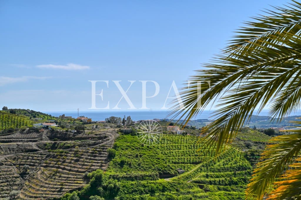 6 soverom Finca/Herregård til salgs i Arenas med svømmebasseng - € 749 000 (Ref: 9488655)