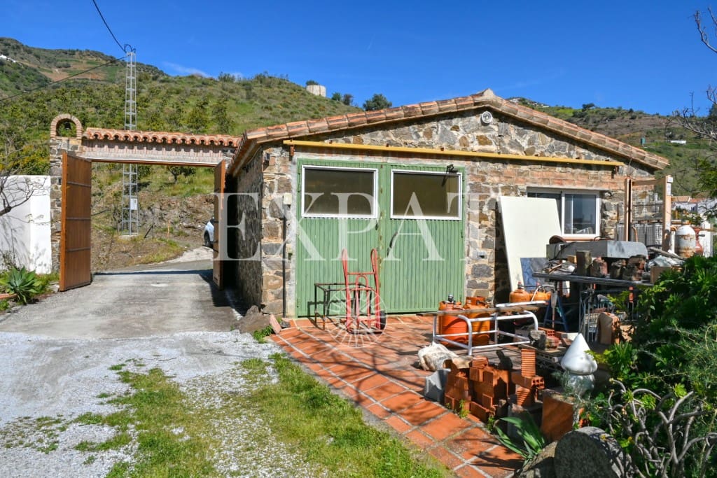 6 soverom Finca/Herregård til salgs i Arenas med svømmebasseng - € 749 000 (Ref: 9488655)