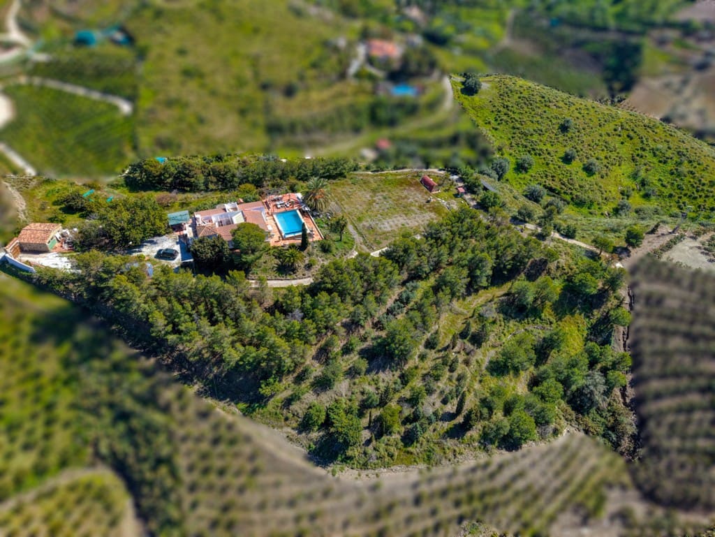 6 soverom Finca/Herregård til salgs i Arenas med svømmebasseng - € 749 000 (Ref: 9488655)