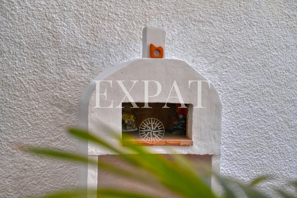 5 bedroom Villa for sale in Torre de Benagalbon with pool garage - € 695,000 (Ref: 9494454)