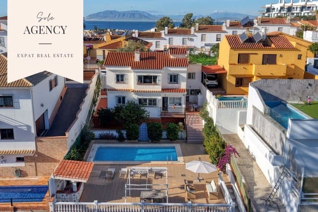 5 bedroom Villa for sale in Torre de Benagalbon, Rincón de la Victoria with pool garage - € 695,000 (Ref: 9494454)