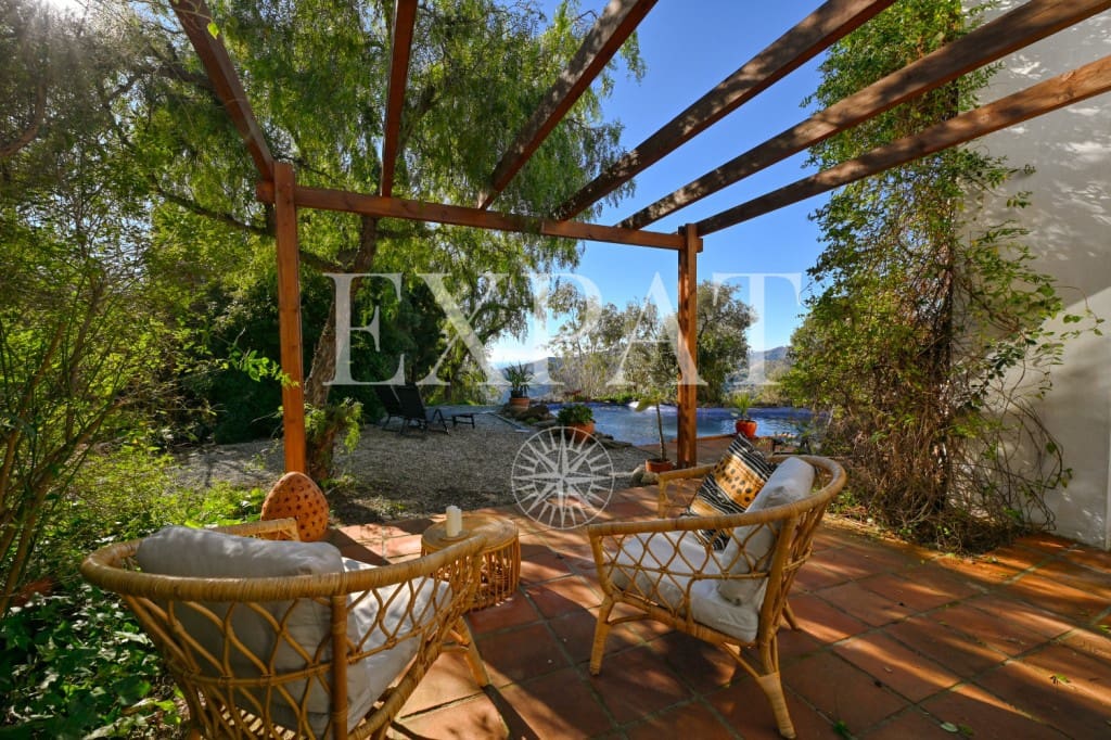 3 makuuhuone Maalaistalo myytävänä paikassa Sayalonga mukana uima-altaan - 475 000 € (Ref: 9494455)