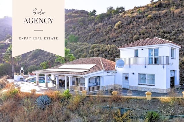 4 soveværelse Finca/Landehus til salg i Arenas med swimmingpool garage - € 465.000 (Ref: 9496905)