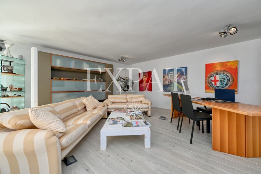 4 makuuhuone Maalaistalo myytävänä paikassa Sayalonga mukana uima-altaan 
autotalli - 1 350 000 € (Ref: 9518493)