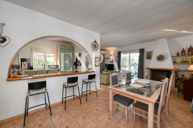 3 Zimmer Finca/Landgut zu verkaufen in Cómpeta - 375.000 € (Ref: 9523998)