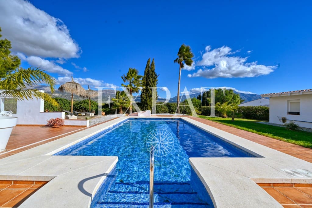 3 camera da letto Finca/Casa di Campagna in vendita in Vinuela con piscina - 590.000 € (Rif: 9533266)