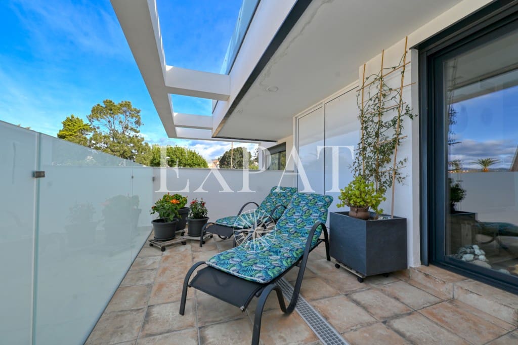 3 bedroom Flat for sale in Caleta de Velez with pool - € 525,000 (Ref: 9598908)