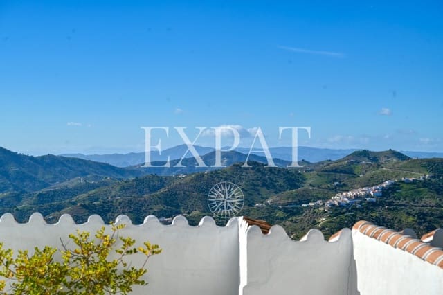 4 makuuhuone Maalaistalo myytävänä paikassa Cómpeta mukana uima-altaan 
autotalli - 599 000 € (Ref: 9598909)