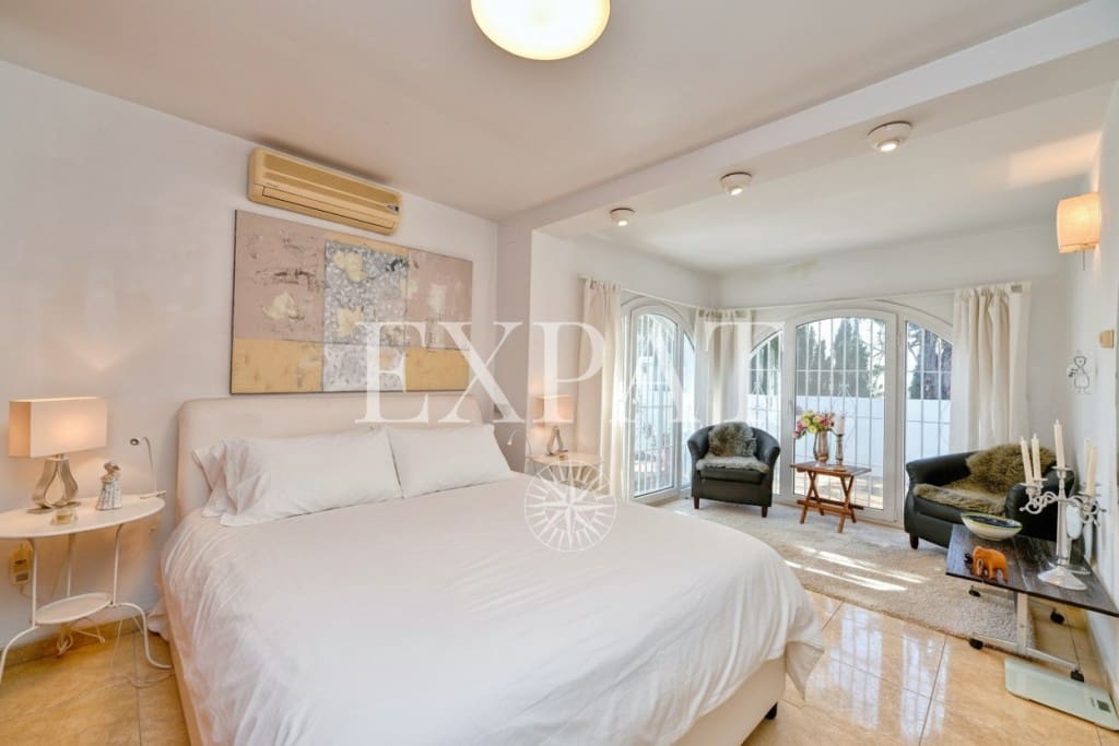 4 makuuhuone Maalaistalo myytävänä paikassa Competa mukana uima-altaan 
autotalli - 599 000 € (Ref: 9598909)