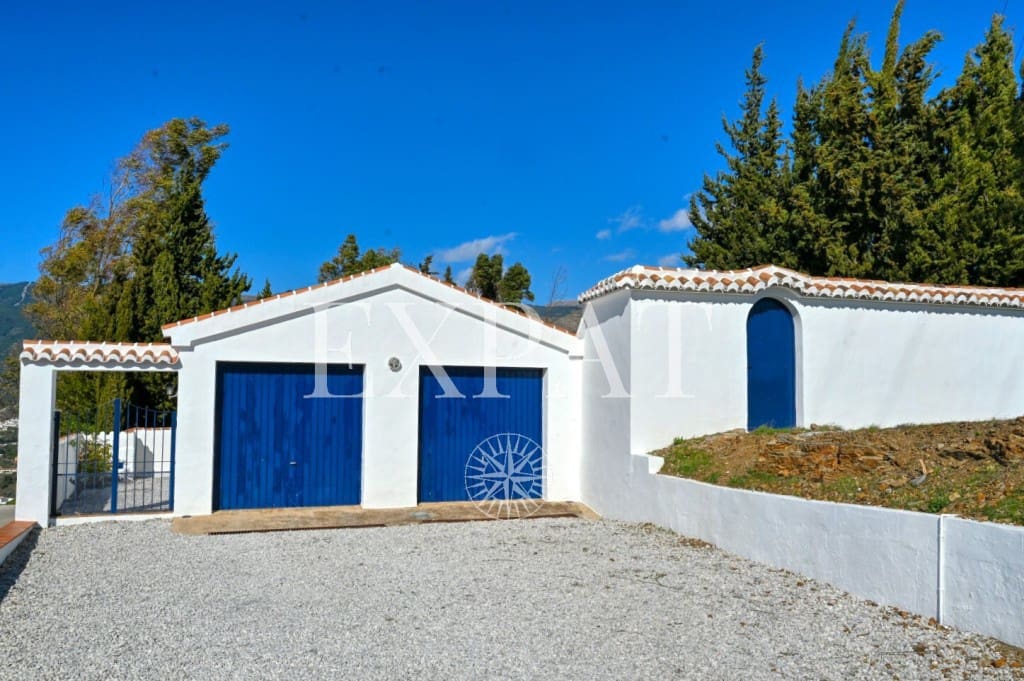 4 makuuhuone Maalaistalo myytävänä paikassa Competa mukana uima-altaan 
autotalli - 599 000 € (Ref: 9598909)