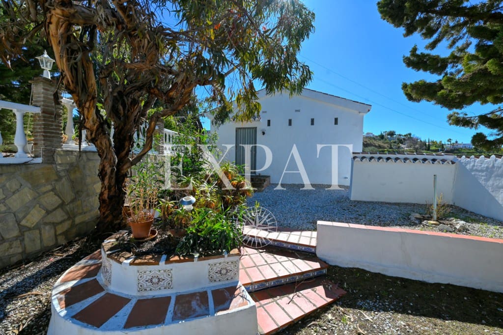 4 makuuhuone Maalaistalo myytävänä paikassa Competa mukana uima-altaan 
autotalli - 599 000 € (Ref: 9598909)