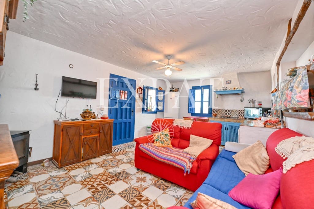 2 bedroom Finca/Country House for sale in Frigiliana with pool - € 339,000 (Ref: 9619003)