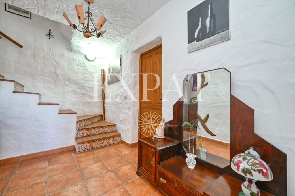 2 bedroom Finca/Country House for sale in Frigiliana with pool - € 339,000 (Ref: 9619003)